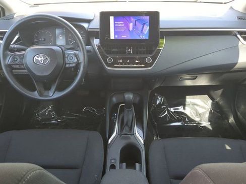 Used 2024 Toyota Corolla LE image 12