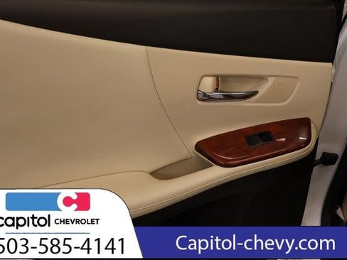 Used 2010 Lexus HS 250h w/ Preferred Accessory Package FWD image 29