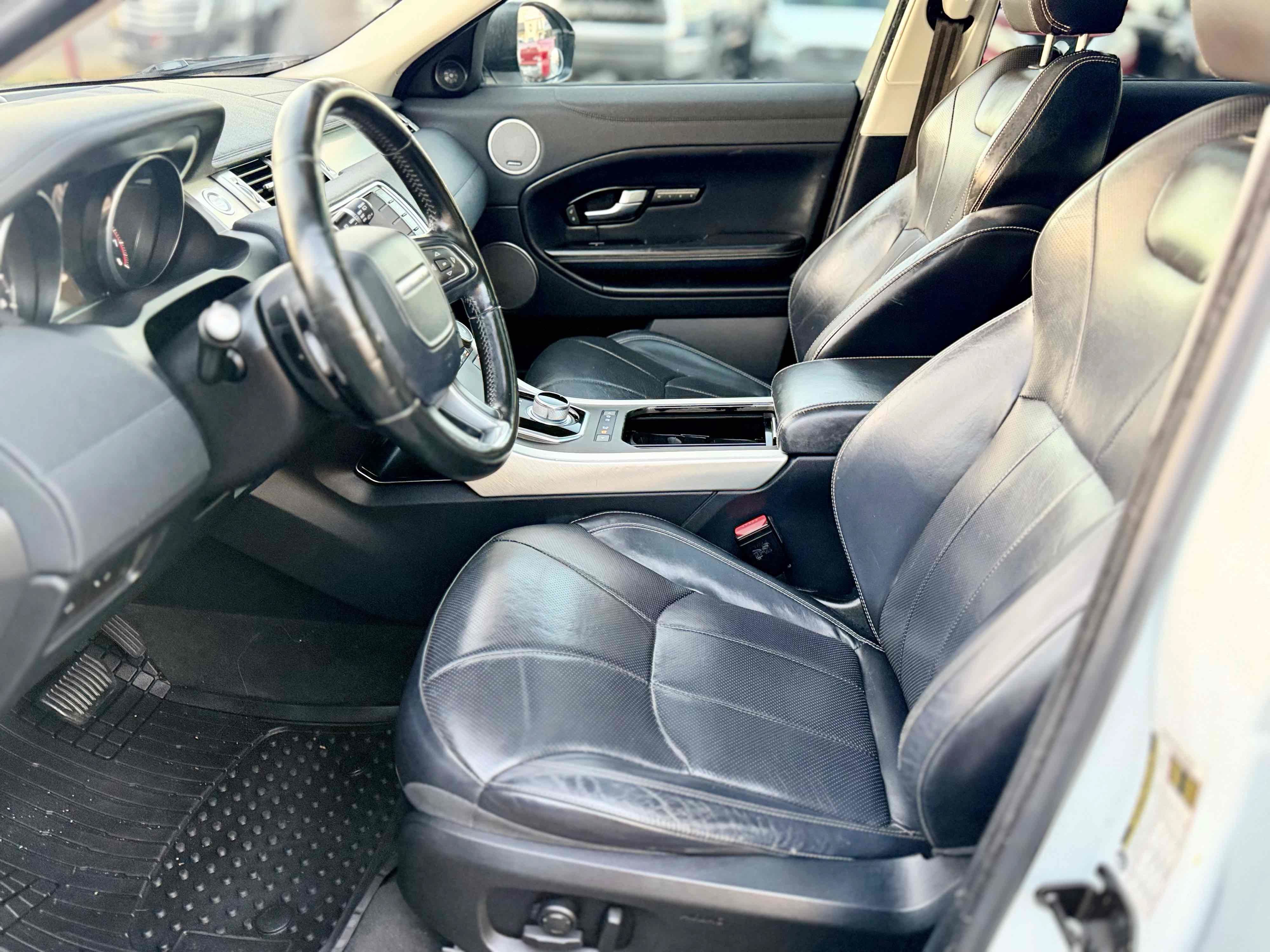 Used 2016 Land Rover Range Rover Evoque HSE AWD/4WD image 20