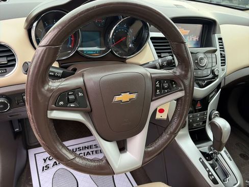 Used 2014 Chevrolet Cruze LT w/ RS Package image 25