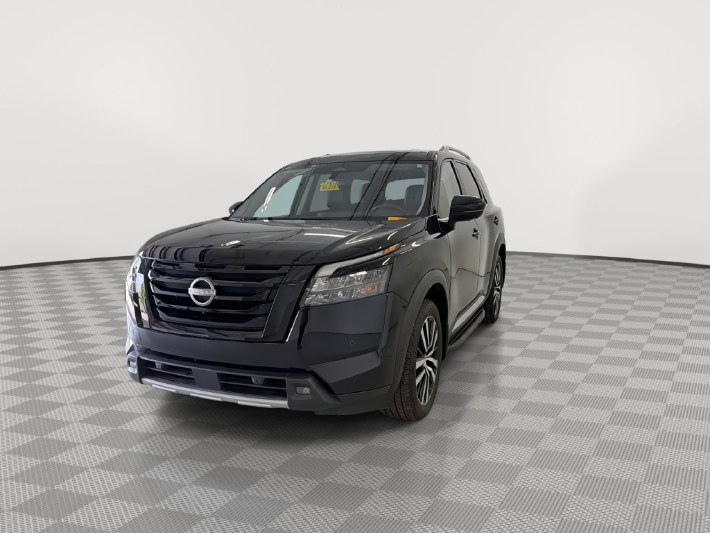 Certified 2025 Nissan Pathfinder Platinum w/ Lighting Package (N93) FWD image 6