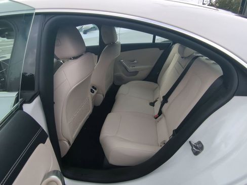 Used 2025 Mercedes-Benz CLA 250 image 5