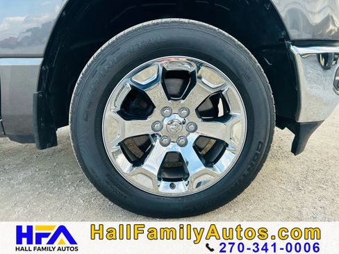 Used 2019 RAM 1500 Big Horn AWD/4WD image 37