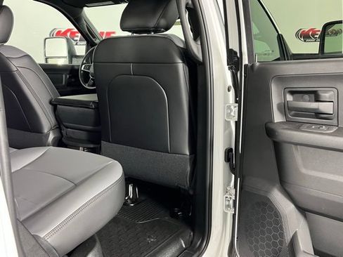 New 2026 RAM 5500 Tradesman w/ Chrome Appearance Group AWD/4WD image 25
