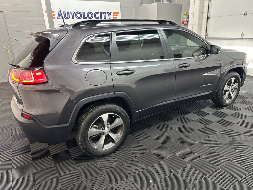 Used 2022 Jeep Cherokee Limited AWD/4WD image 11