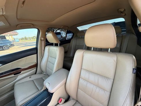 Used 2012 Honda Accord EX-L image 17