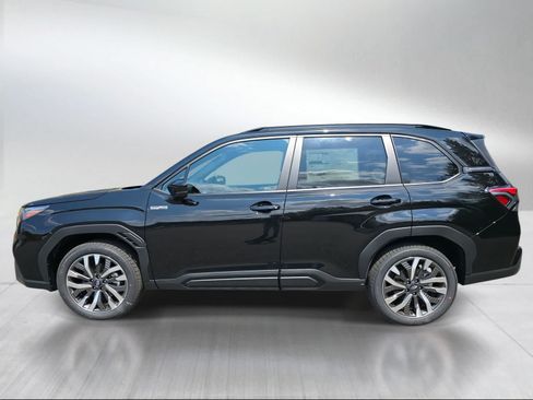 New 2026 Subaru Forester Touring AWD/4WD image 2