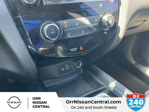 Used 2020 Nissan Rogue Sport S w/ Appearance Package image 23