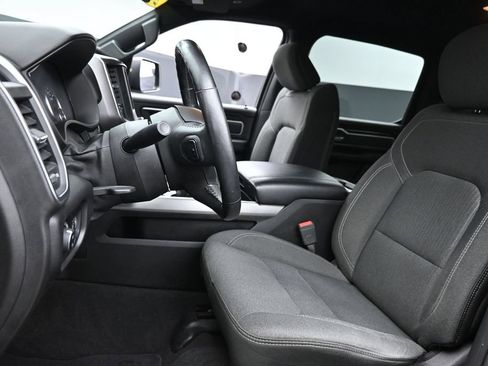 Used 2019 RAM 1500 Big Horn AWD/4WD image 15