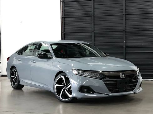 Used 2022 Honda Accord Sport image 6