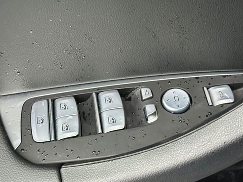 Used 2023 BMW X3 sDrive30i w/ M Sport Package image 15