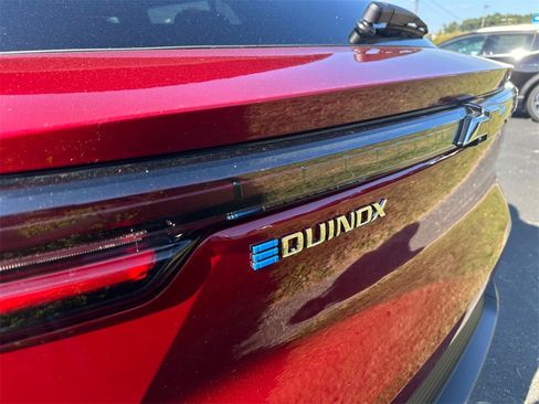 New 2026 Chevrolet Equinox EV LT image 30