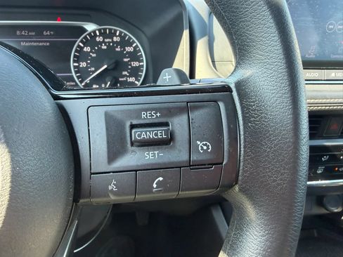 Used 2021 Nissan Rogue S AWD/4WD image 14