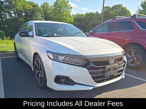 Used 2022 Honda Accord Sport image 1