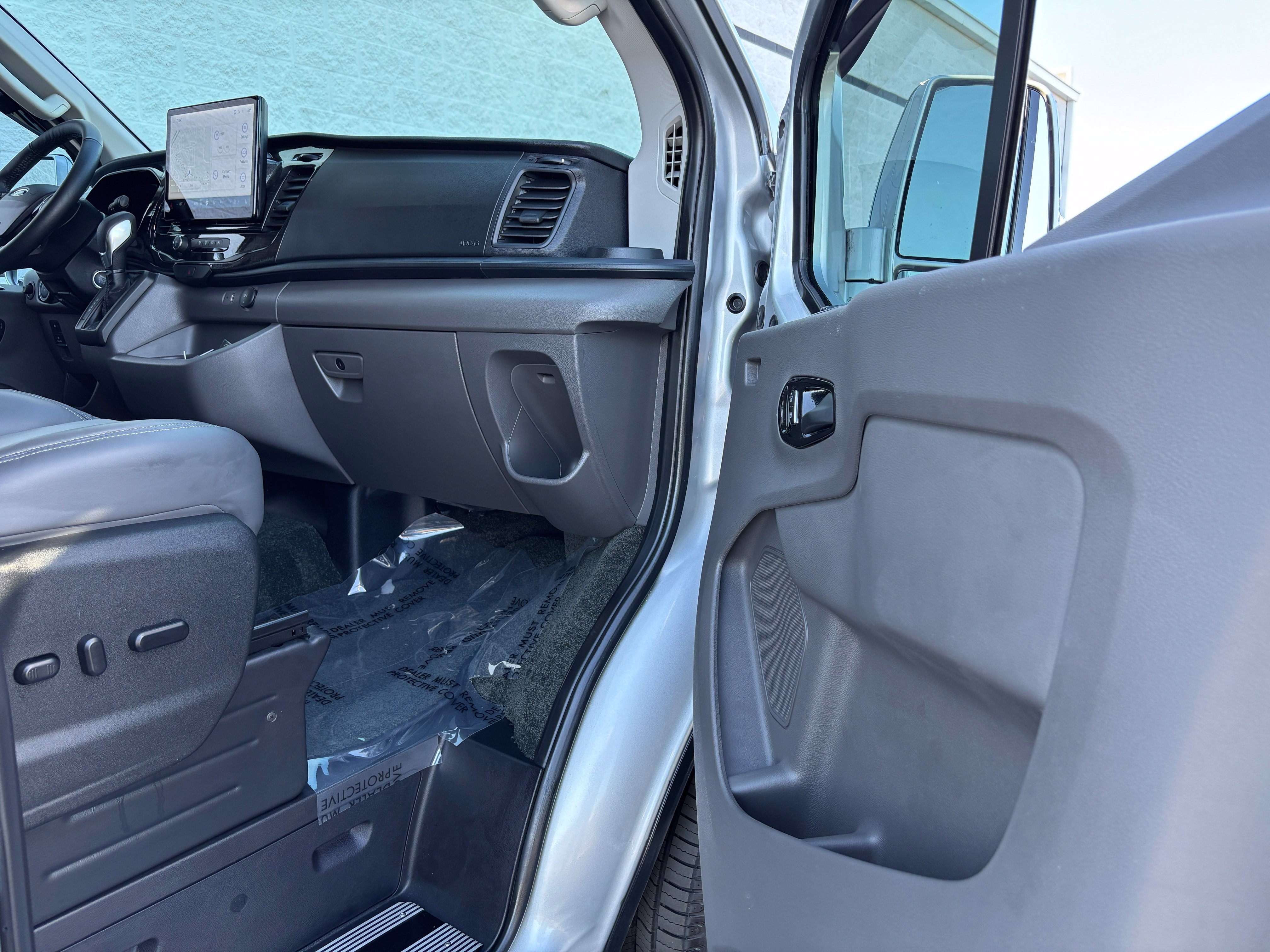 Used 2024 Ford Transit 150 Low Roof RWD image 19