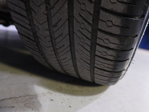 Used 2009 Nissan 370Z Touring w/ Sport Pkg image 32