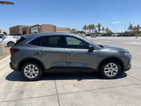 Used 2024 Ford Escape Active FWD image 4