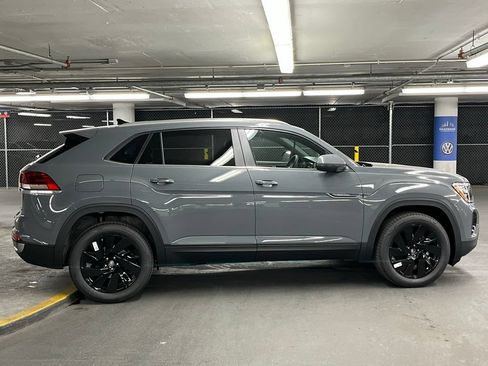 New 2026 Volkswagen Atlas Cross Sport SE AWD/4WD image 40