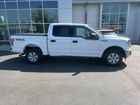 Used 2018 Ford F150 XLT image 2