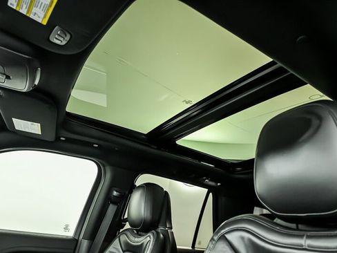 Used 2020 Lincoln Navigator Reserve RWD image 16