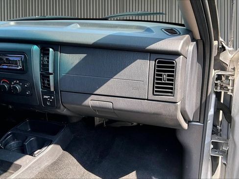 Used 2001 Dodge Dakota 2WD Club Cab image 18
