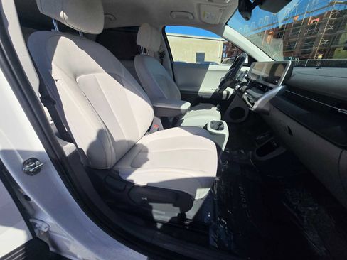 Used 2022 Hyundai Ioniq 5 SEL image 11
