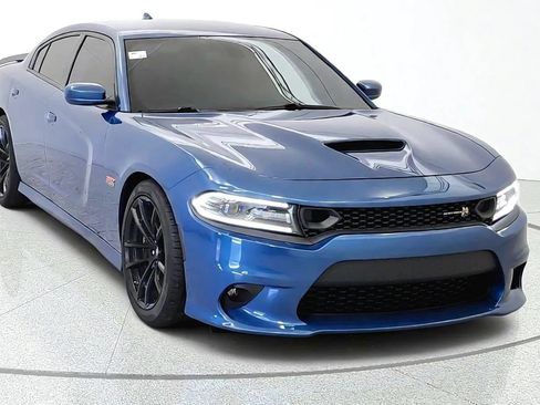 Used 2021 Dodge Charger Scat Pack w/ Dynamics Package RWD image 2