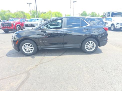 Used 2022 Chevrolet Equinox LT AWD/4WD image 1
