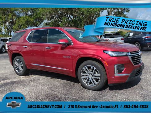 Certified 2023 Chevrolet Traverse High Country w/ LPO, Floor Liner Package FWD image 1