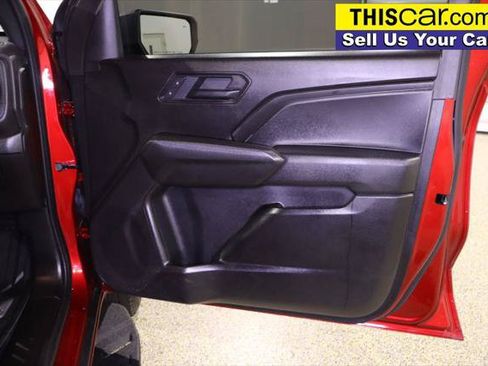 Used 2025 Chevrolet Colorado W/T w/ WT Custom Package RWD image 33