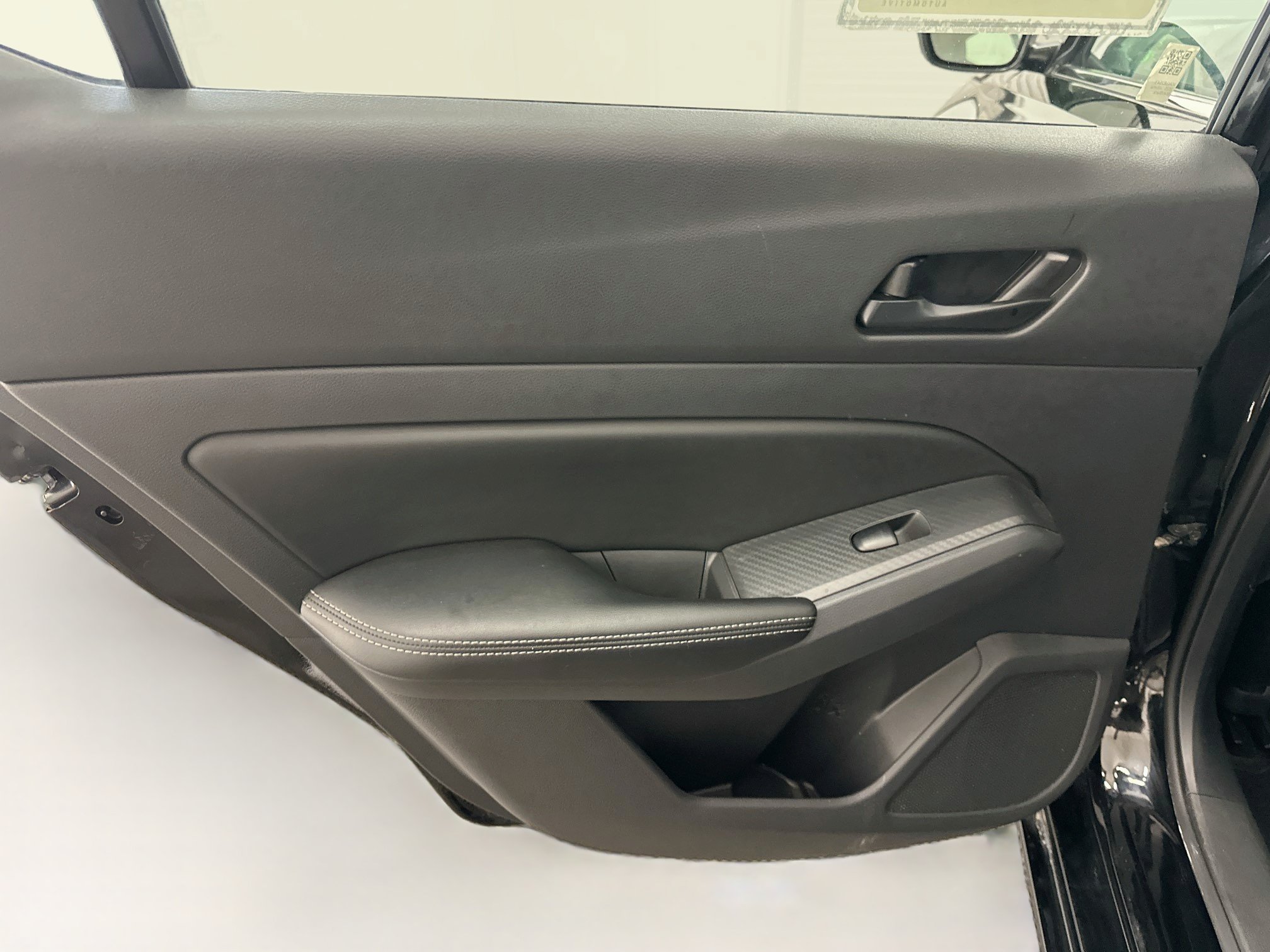 Used 2025 Nissan Altima 2.5 SV FWD image 26