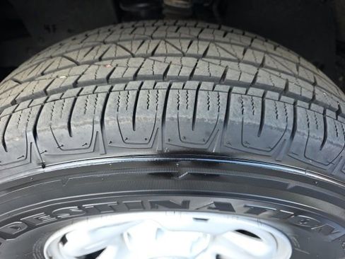 Used 2022 Toyota Tacoma SR image 10