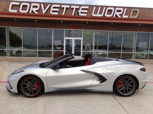Used 2023 Chevrolet Corvette Stingray Convertible w/ 1LT RWD image 8