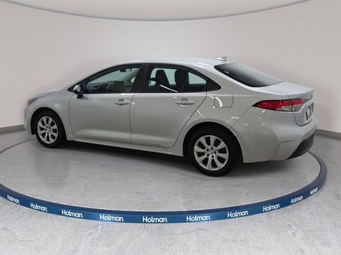 Used 2023 Toyota Corolla LE FWD image 8