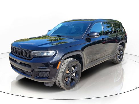 Used 2023 Jeep Grand Cherokee L Laredo image 4