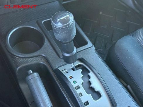 Used 2011 Toyota FJ Cruiser 2WD image 20