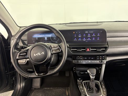 Certified 2024 Kia Seltos SX AWD/4WD image 3