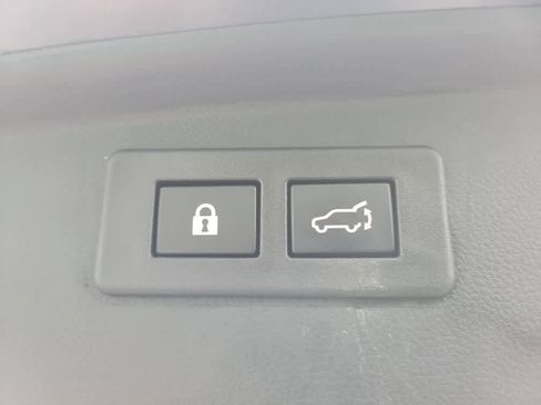 Certified 2023 Subaru Outback Limited AWD/4WD image 38