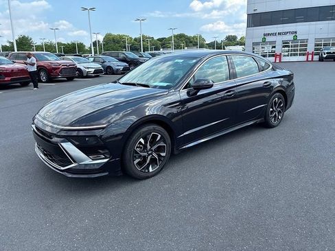 Used 2024 Hyundai Sonata SEL FWD image 14