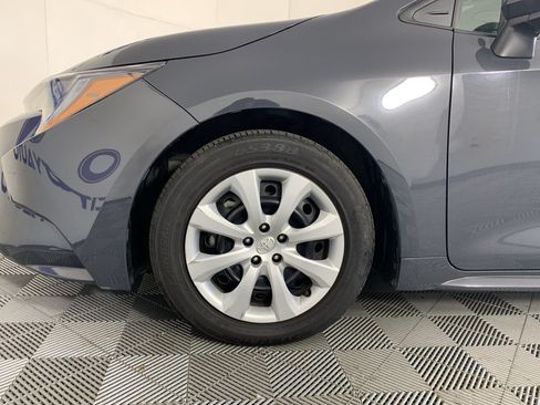 Used 2023 Toyota Corolla LE FWD image 11