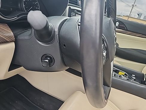 Used 2016 Nissan Maxima Platinum FWD image 30