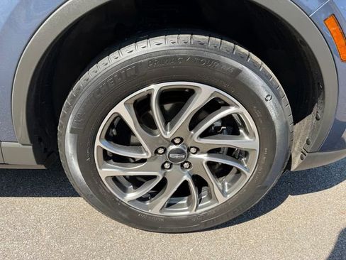Used 2022 Lincoln Corsair AWD w/ Equipment Group 101A image 37