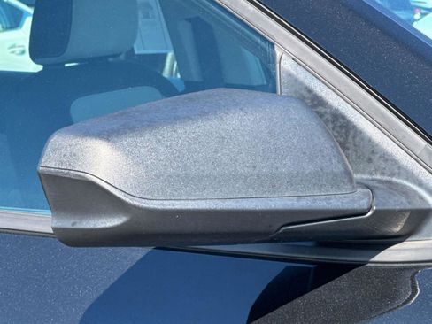 Used 2020 Chevrolet Equinox LS FWD image 29