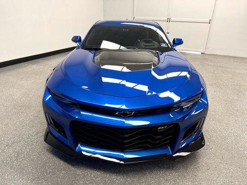Used 2017 Chevrolet Camaro ZL1 image 2