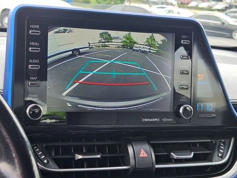 Used 2019 Toyota C-HR XLE FWD image 16