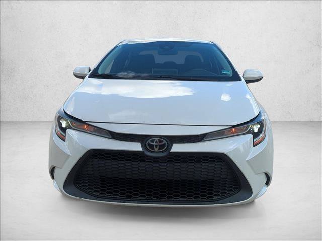 Used 2021 Toyota Corolla LE FWD image 2