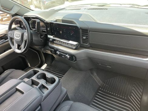 Certified 2026 GMC Sierra 1500 Elevation AWD/4WD image 13