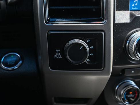 Used 2017 Ford F150 Lariat w/ Equipment Group 502A Luxury AWD/4WD image 37
