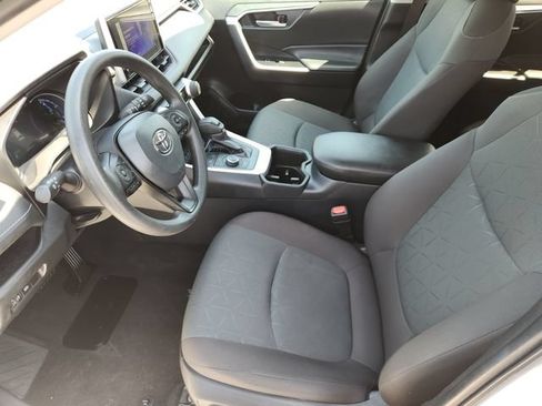 Certified 2025 Toyota RAV4 XLE AWD/4WD image 11