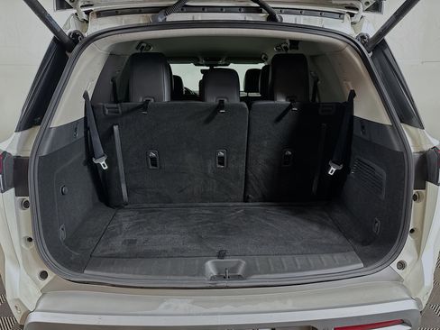 Used 2023 Nissan Pathfinder SL image 26